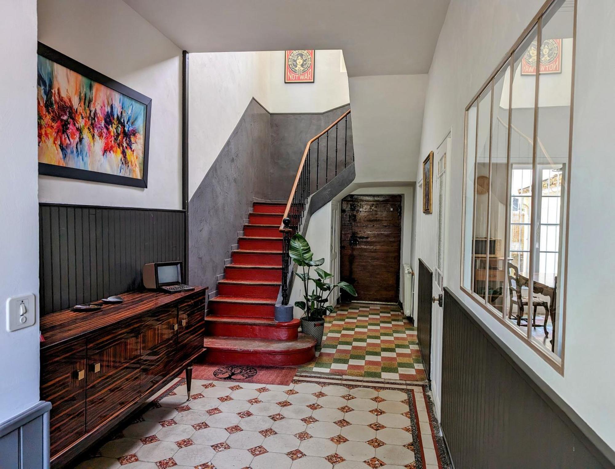 Maison De Style Tout Confort, Position Ideale, Avec Clim Et Petit Exterieur Orange  Eksteriør bilde